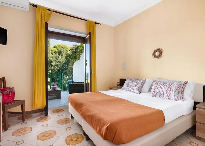 Desiree סורנטו