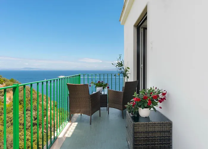 Desiree 2* סורנטו