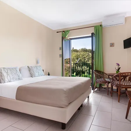 Hotel Desiree
