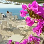Hotel Desiree